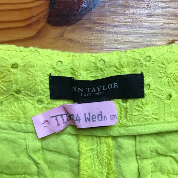 Ann Taylor Green Yellow Eyelet Shorts, EUC, 4 - Picture 3 of 10
